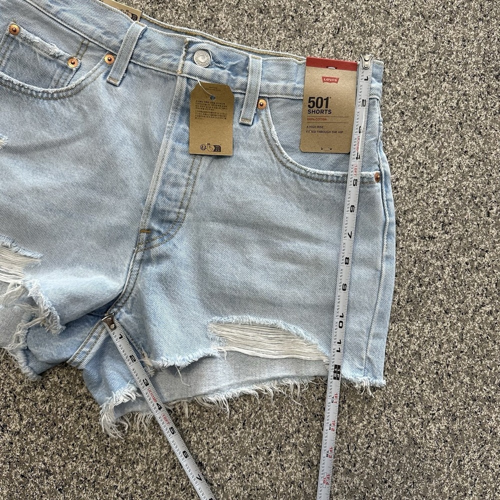 Levis 501 Jean Shorts Womens 29 High Rise Distressed Denim Frayed Light Wash - Picture 6 of 6